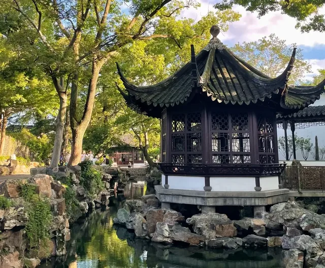 Dreaming of Jiangnan · Shanghai–Suzhou–Hangzhou 10 Days 9 Nights
