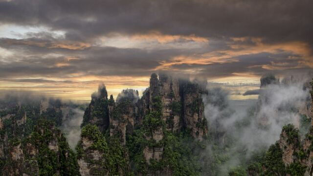 Chengdu · Jiuzhaigou · Zhangjiajie 9 Days · A Journey Through Natural Wonders