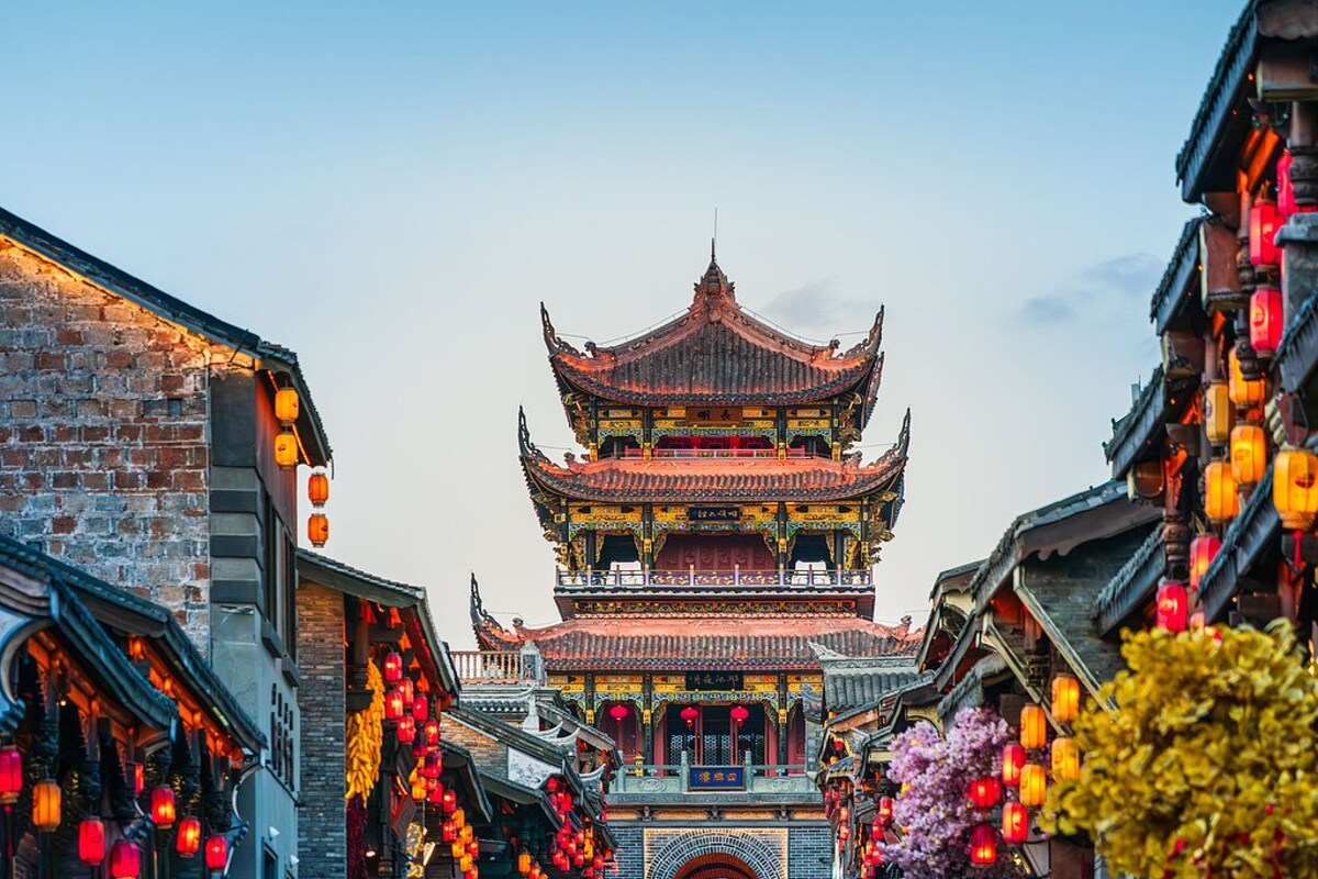 Dazu Rock Carvings (Beishan + Baoding Mountain + Baoding commentary) → Changzhou Old Town → Qingyu banquet (Chinese imperial banquet)