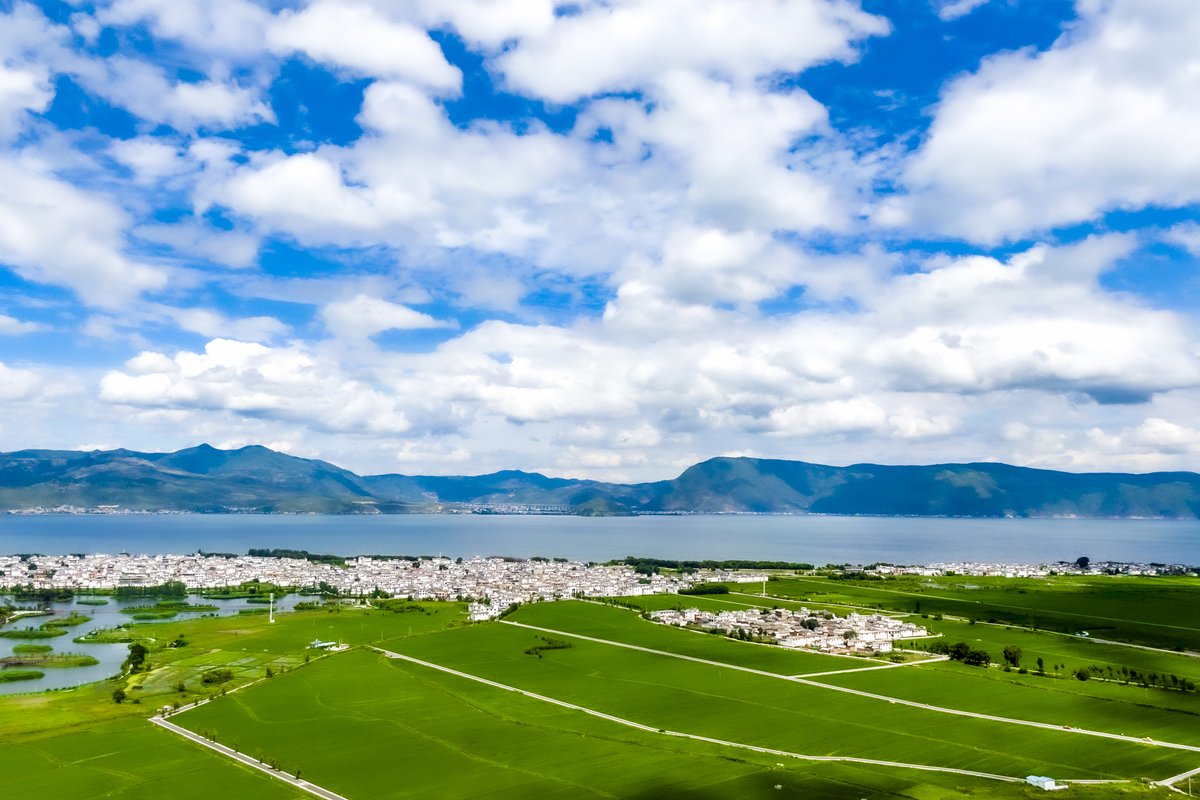 A slow cultural day at Dali → Lijiang | Dali Old Town, Xizhou, Panxi S-bend | Overnight in Lijiang
