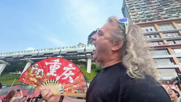 Liziba monorail · Chongqing's fantastical transport