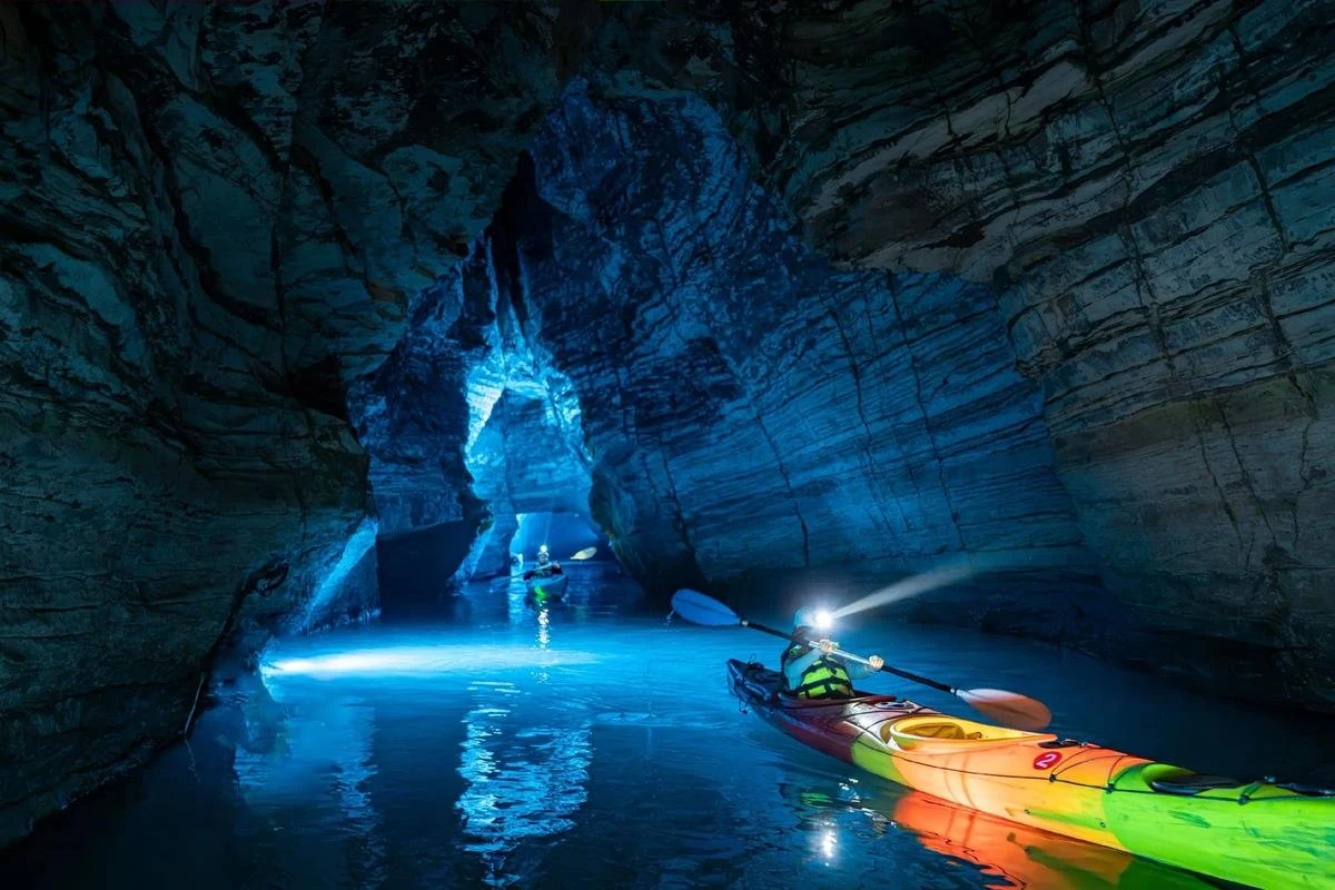 Step Into the Underground Cave World — An Expedition to the Earth's Core