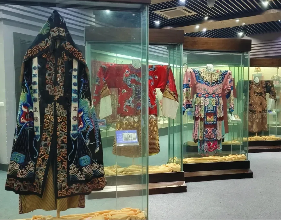 The city's only museum devoted to opera, holding the whole story of Sichuan opera