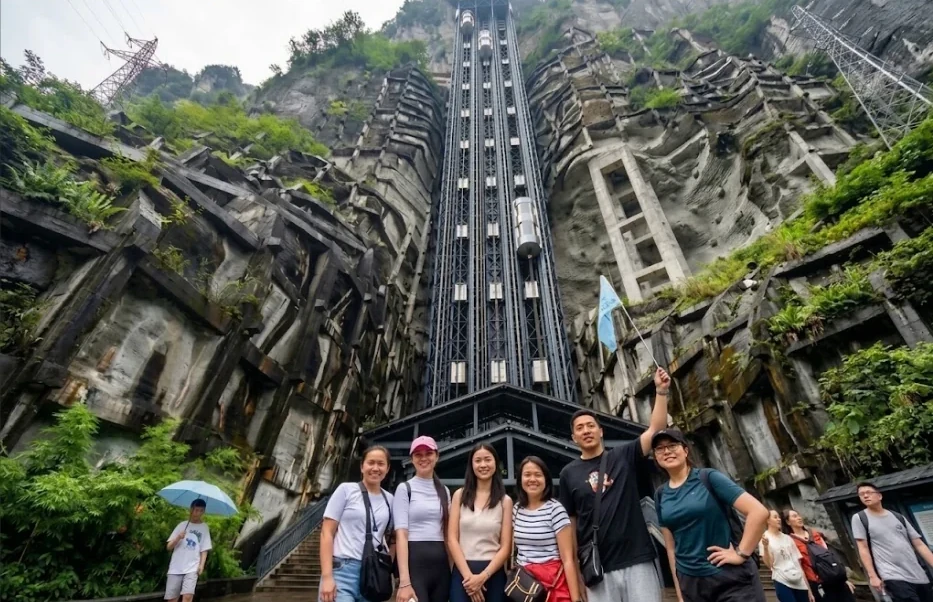 Wulong Tiankeng — a secret karst world — photo 1