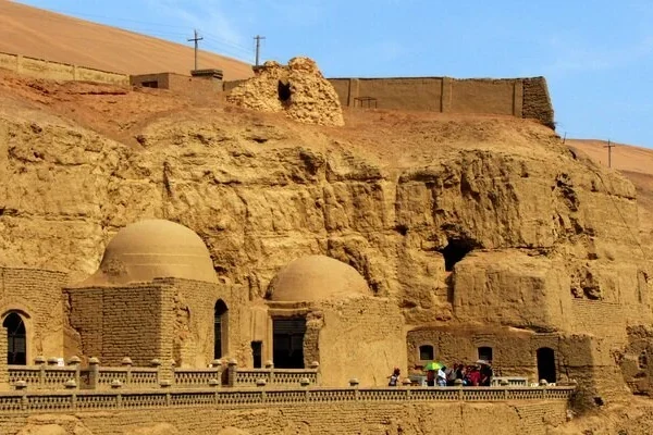 Urumqi → Turpan | Flaming Mountains and Thousand Buddha Caves