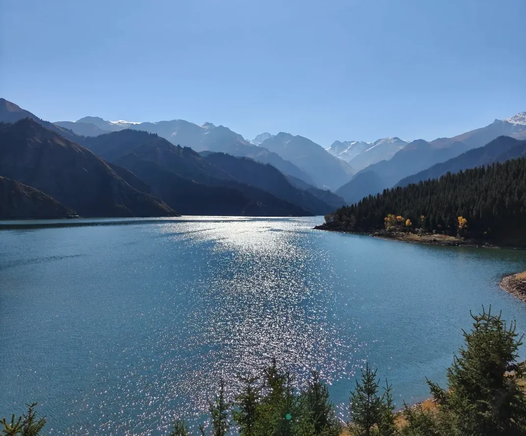Tianchi Lake — A High-Mountain Jade Beneath Bogda Peak