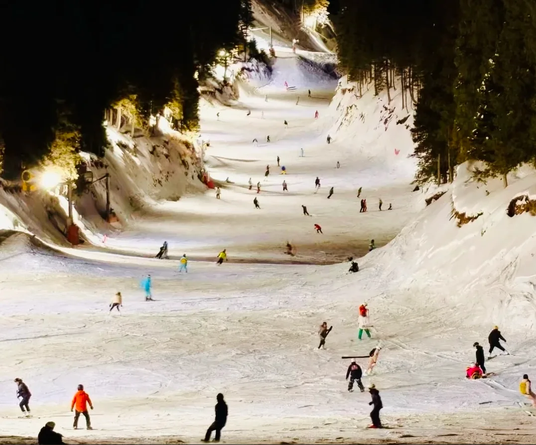 Jikepulin Beginner Skiing — 4 Hours Included