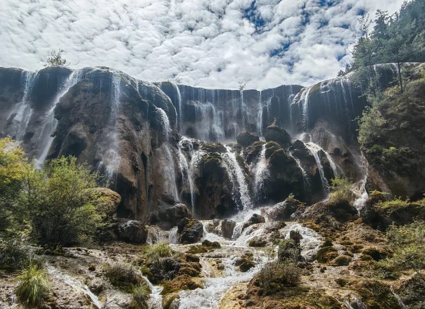 Jiuzhaigou · into an earthly paradise