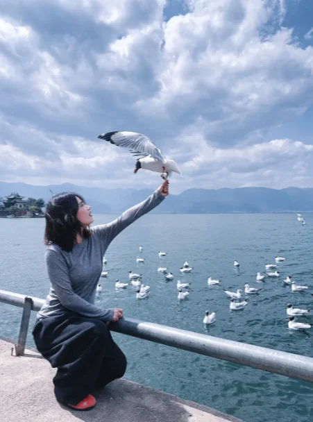 Dali & Erhai Lake · The East Shore Road and Lakeside Ease