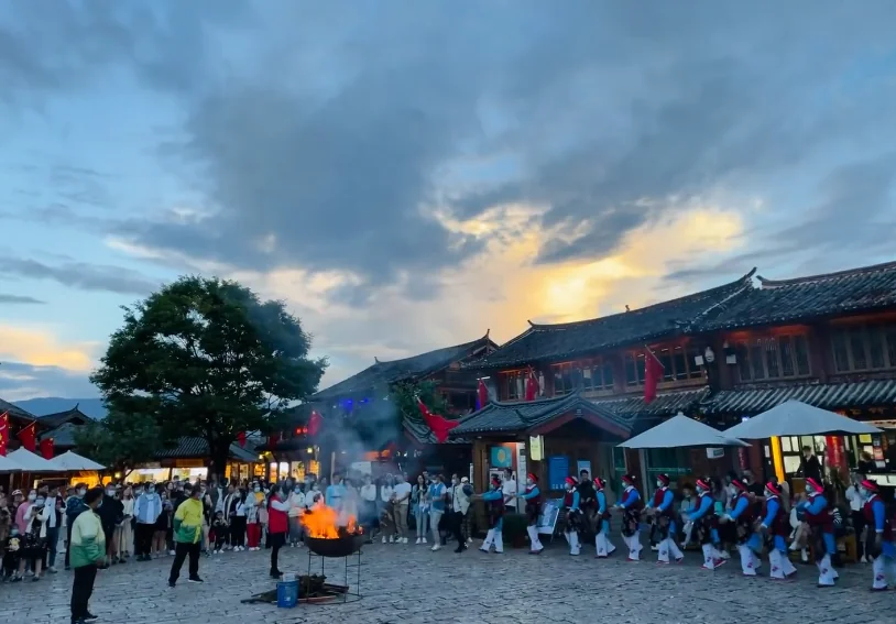 Dali & Erhai Lake · The East Shore Road and Lakeside Ease