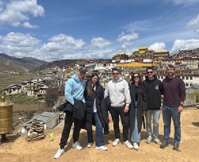 A deep encounter with Tibetan culture