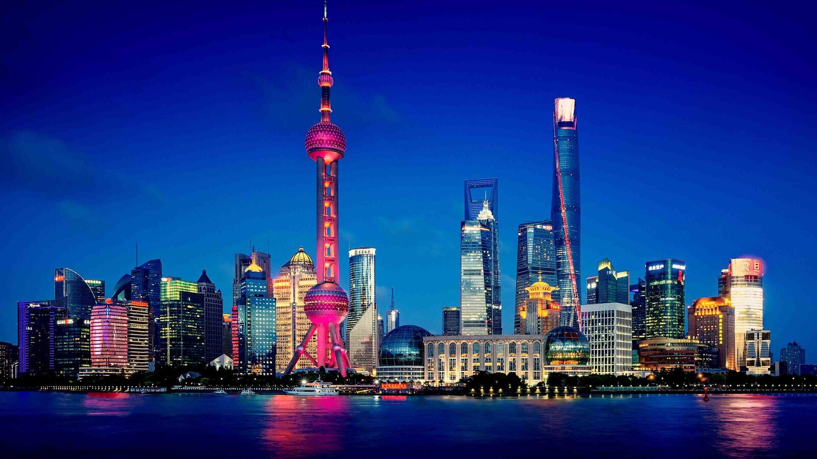 A Guide to Shanghai's Main Sights: The Bund, Yu Garden, Lujiazui and Disney