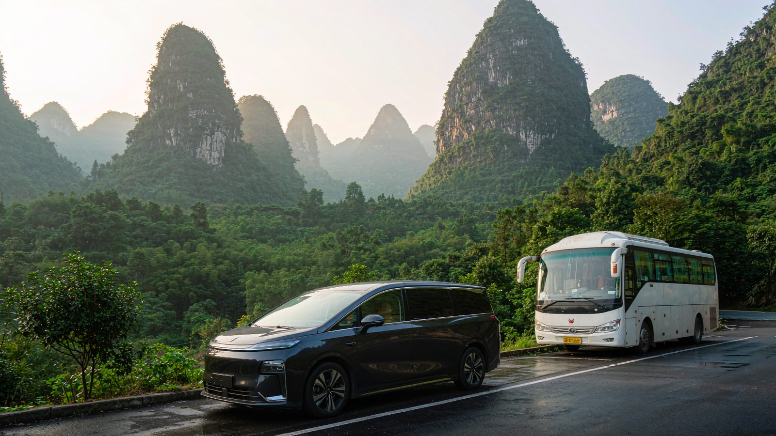 Private, Group or Budget Tour: What the Price Difference Really Buys